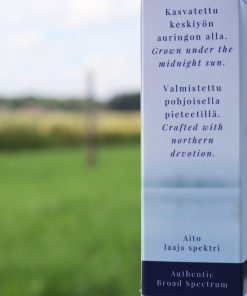 Alternative view of 30 % CBD - Mustaherukka + Inkivääriöljy